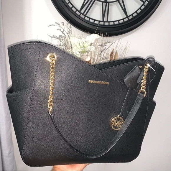 Michael Kors  Large Tote Black Saffiano Leather - Picture 9 of 9